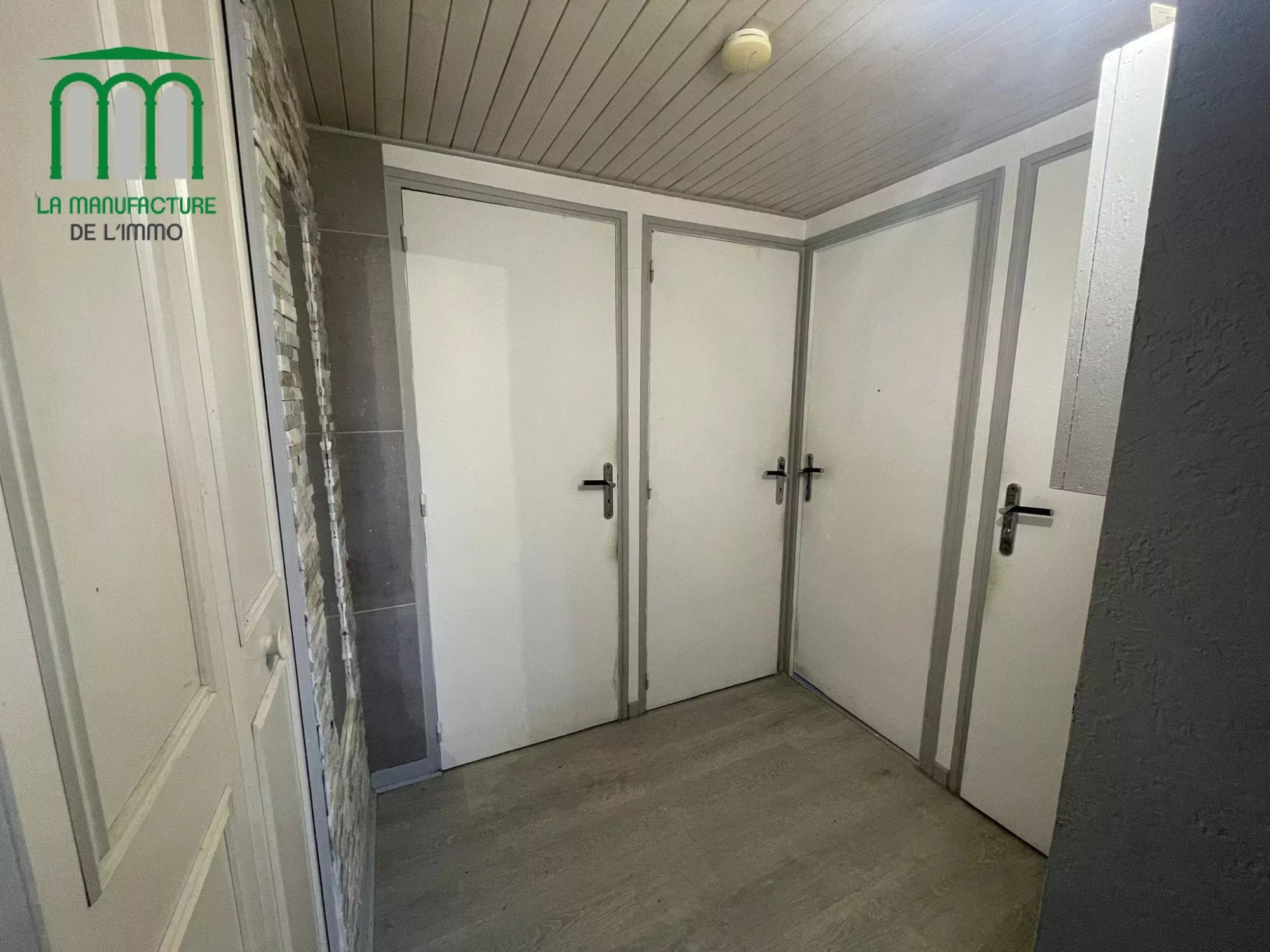 3 pièces 46,30M2 carrez/ 80,63M2 au sol -Saint-Etienne – Technopole.