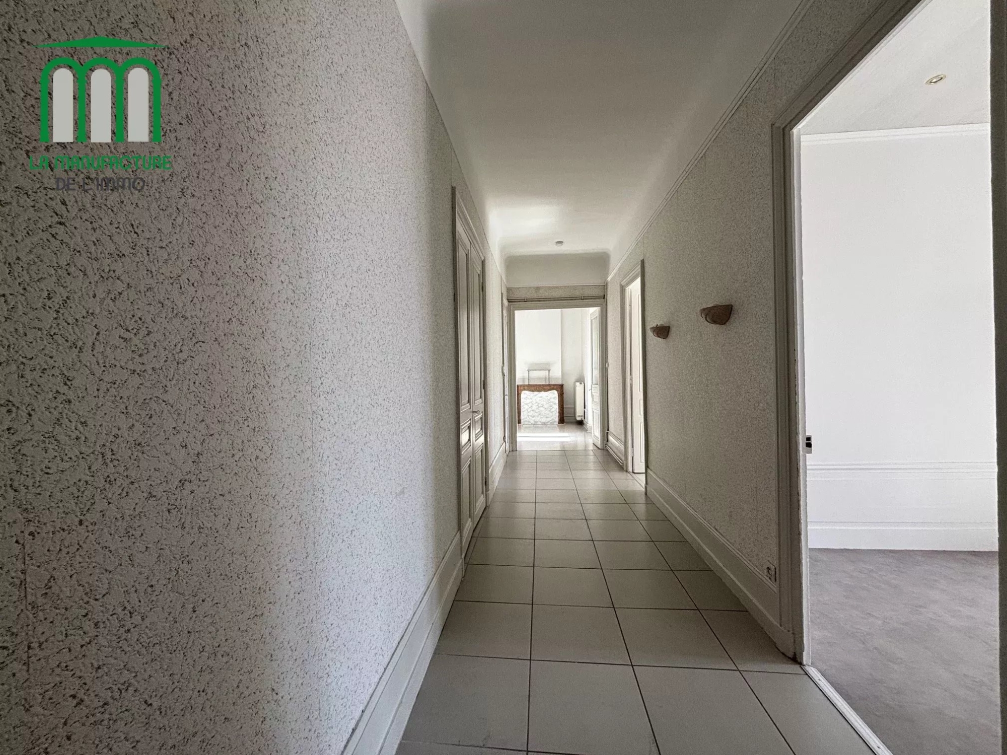 SAINT ETIENNE SECTEUR CITE DU DESIGN CARNOT – T4 de 82.47 m2 – 3 CHAMBRES + 2 GRENIERS + CAVE
