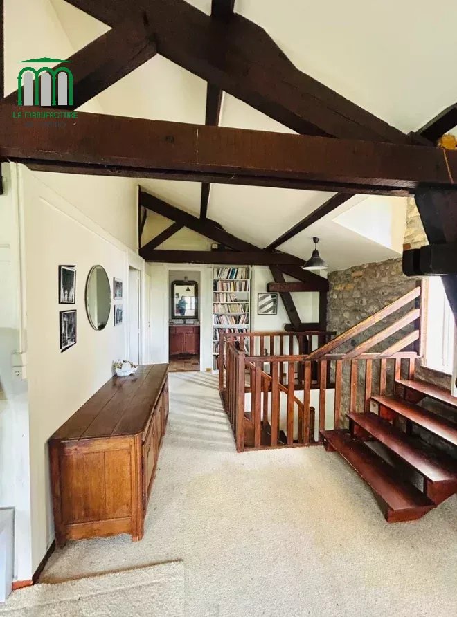 Superbe propriété en pierres dorées -5/6 chambres – piscine – Le Badier/ Letra