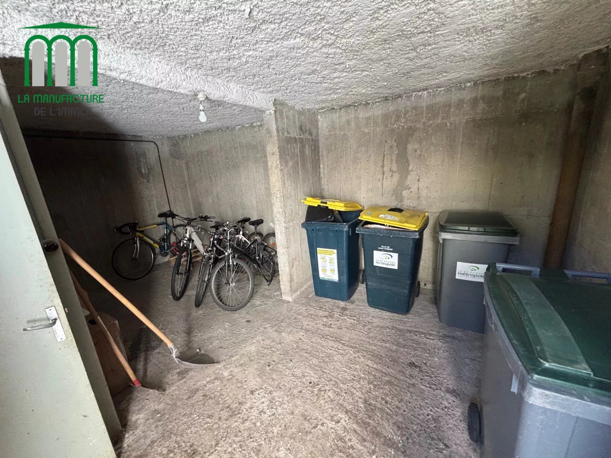 SAINT ETIENNE VIVARAIZE FAURIEL – APPARTEMENT T3 TRAVERSANT DE 56.08m2 + CAVE