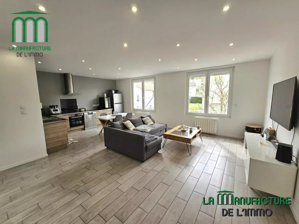 F3 traversant de 69 m² belle piece de vie de 34 m²