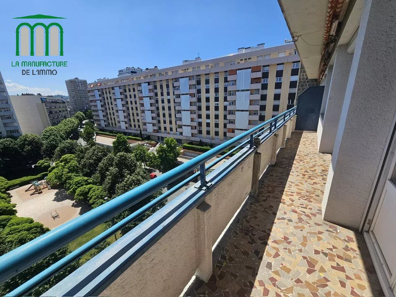 SAINT ETIENNE BERGSON CITE DU DESIGN – T4 AU 7EME ETAGE AVEC DEUX BALCONS