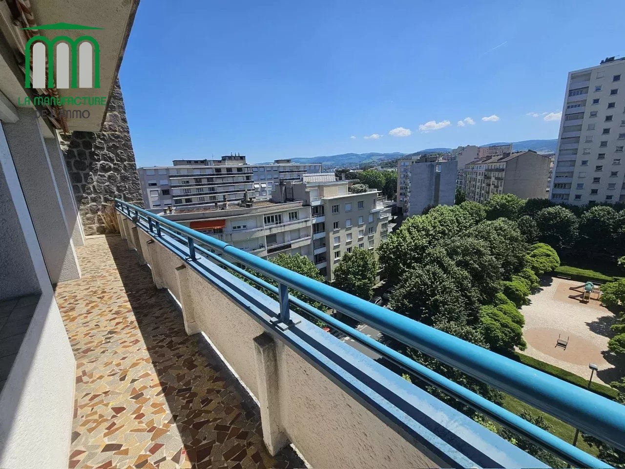 SAINT ETIENNE BERGSON CITE DU DESIGN – T4 AU 7EME ETAGE AVEC DEUX BALCONS