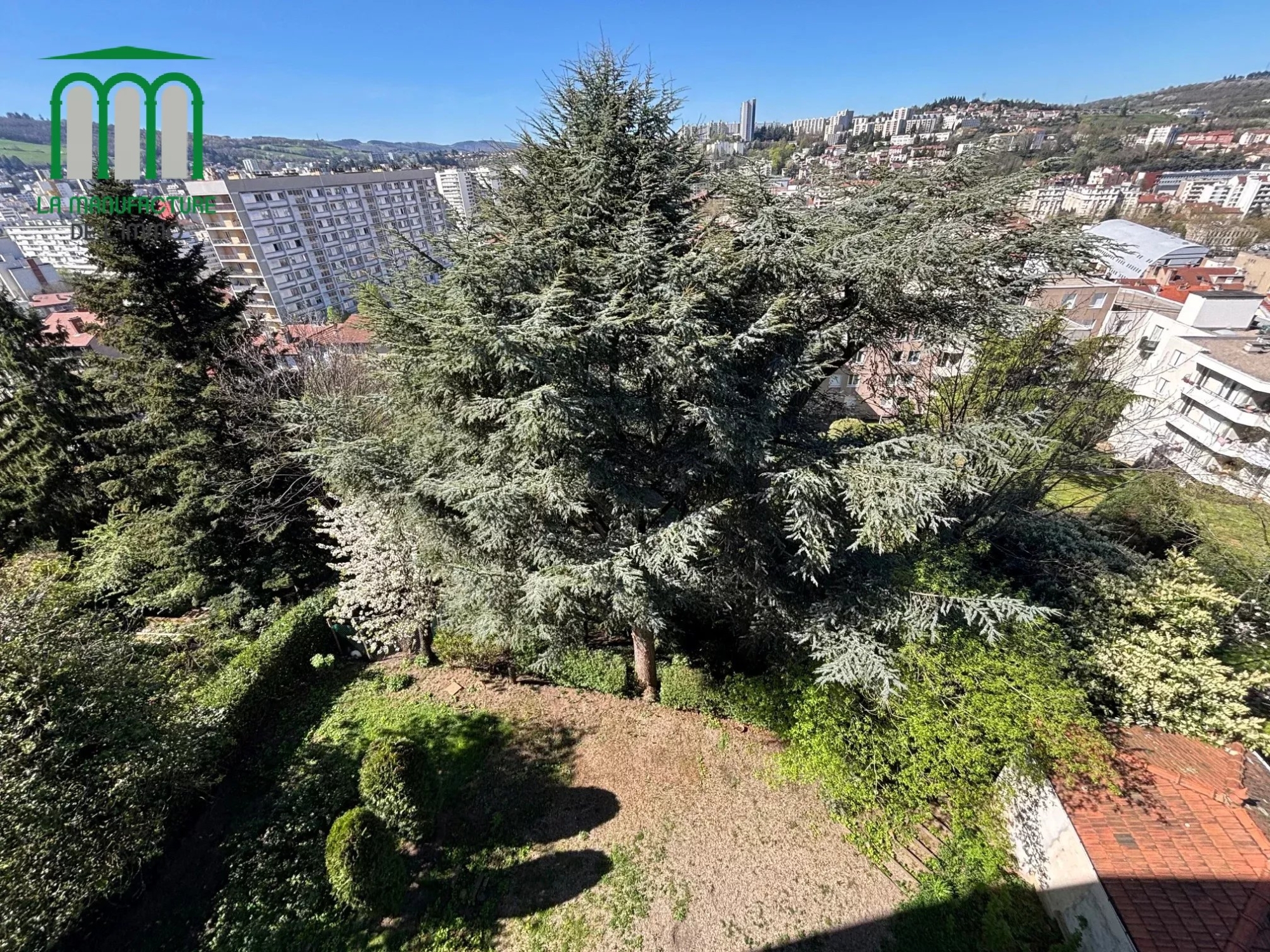 SAINT ETIENNE VIVARAIZE FAURIEL – APPARTEMENT T3 TRAVERSANT DE 56.08m2 + CAVE