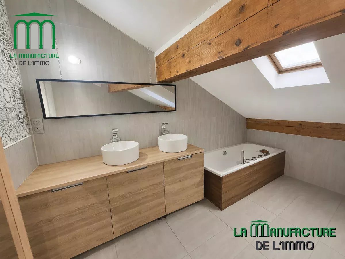 Maison individuelle 164 m² + piscine, grand garage et terrasse / La Ricamarie / Idéal famille ou artisan