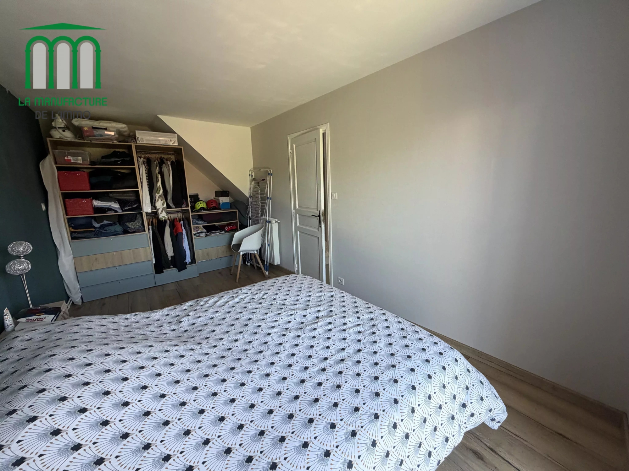 Maison de ville de 82 m² avec terrasse et jardin de 126 m² / le chambon-feugerolles-secteur Gaffard.