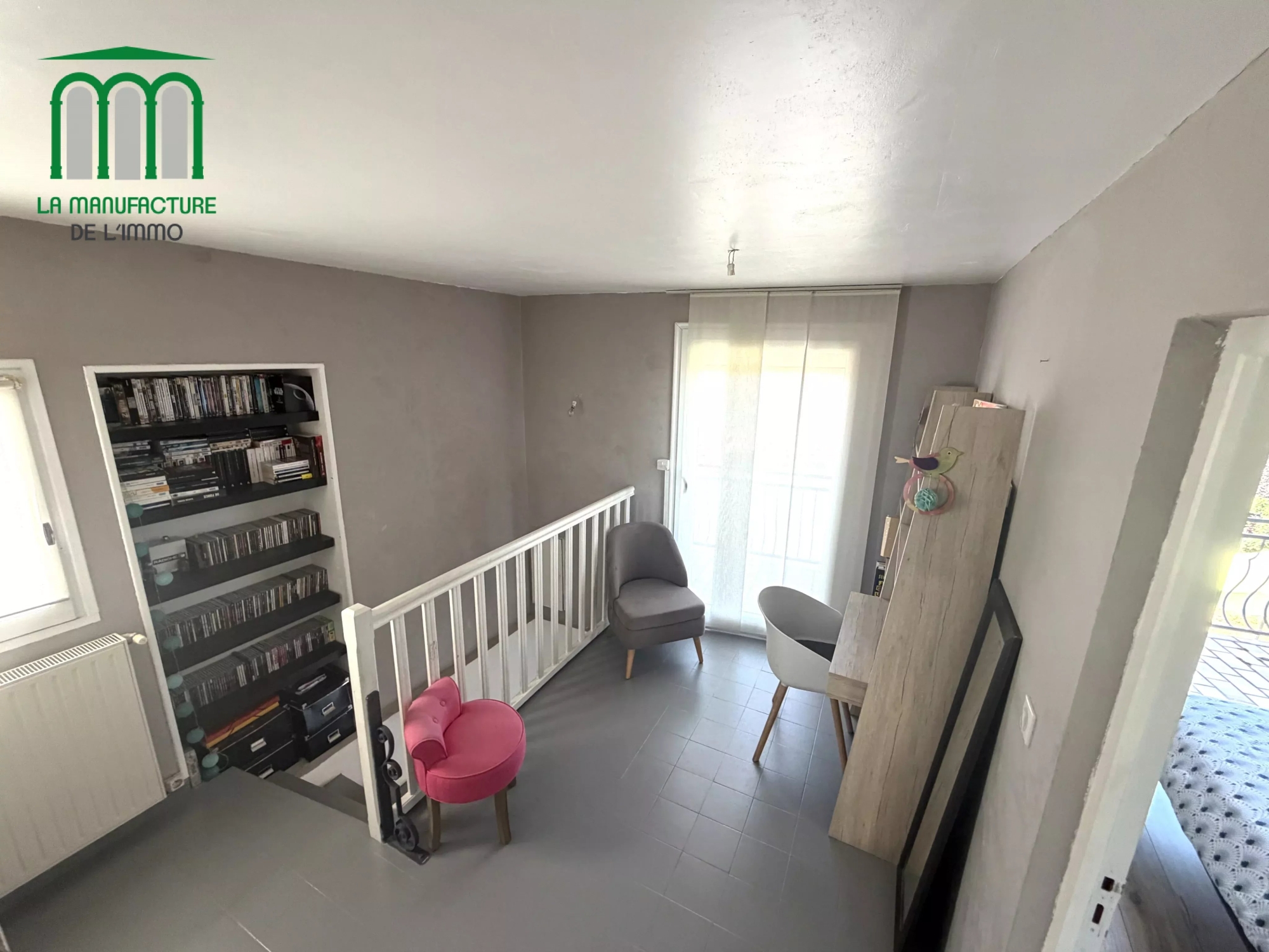 Maison de ville de 82 m² avec terrasse et jardin de 126 m² / le chambon-feugerolles-secteur Gaffard.