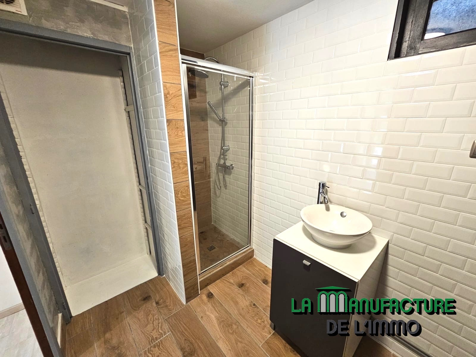 photo_c9fee2a1e2540d70251cfc6f5d20ae93