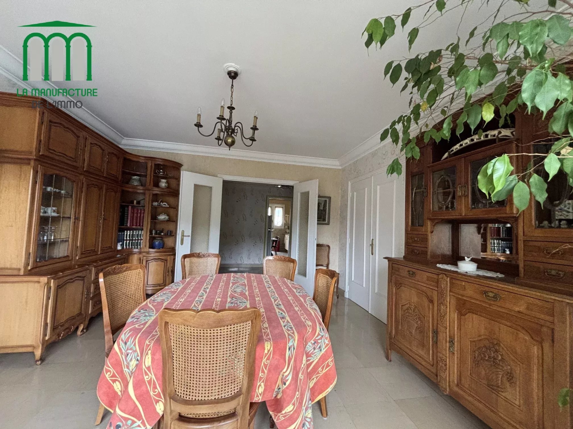 SAINT ETIENNE COURS GUSTAVE NADAUD – PROCHE Chavanelle – APPARTEMENT T4 91,03m2 AVEC 2 GRANDS BALCONS ET CAVE