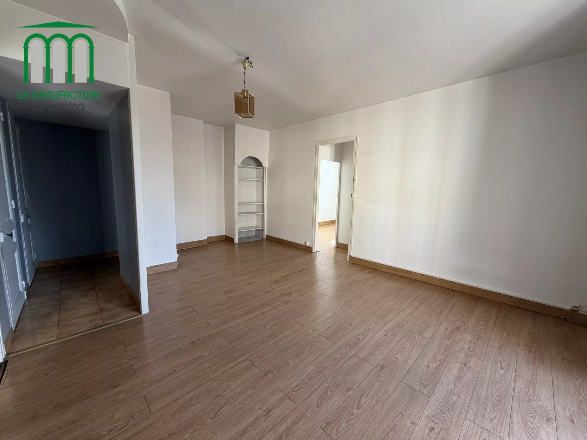 Appartement F3 – 72,58M2 – 2 Caves – Garage – Saint-Etienne/ Bergson – La Terrasse