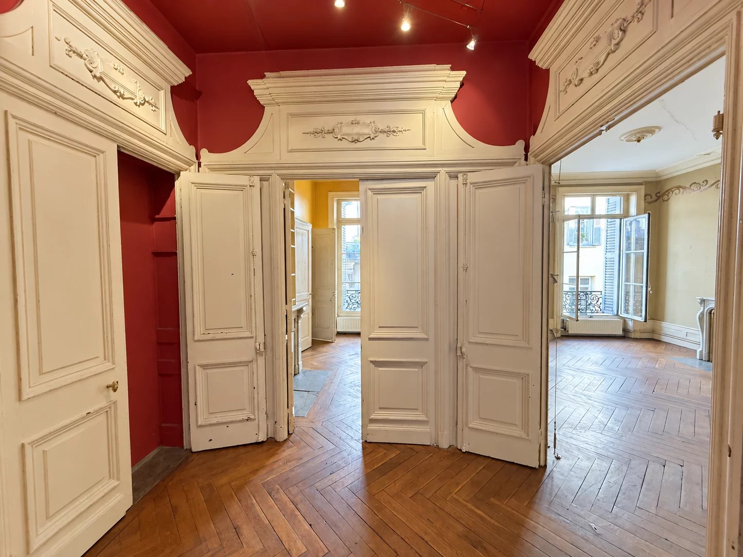 Secteur Hôtel de ville appartement T3 à rénover