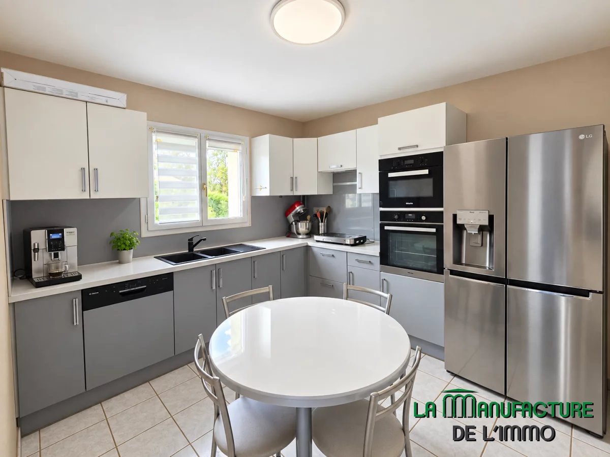 maison 85,97 m² habitable (170 m² au sol total) + terrasses, sous-sol et jardin la ricamarie secteur calme ideal famille