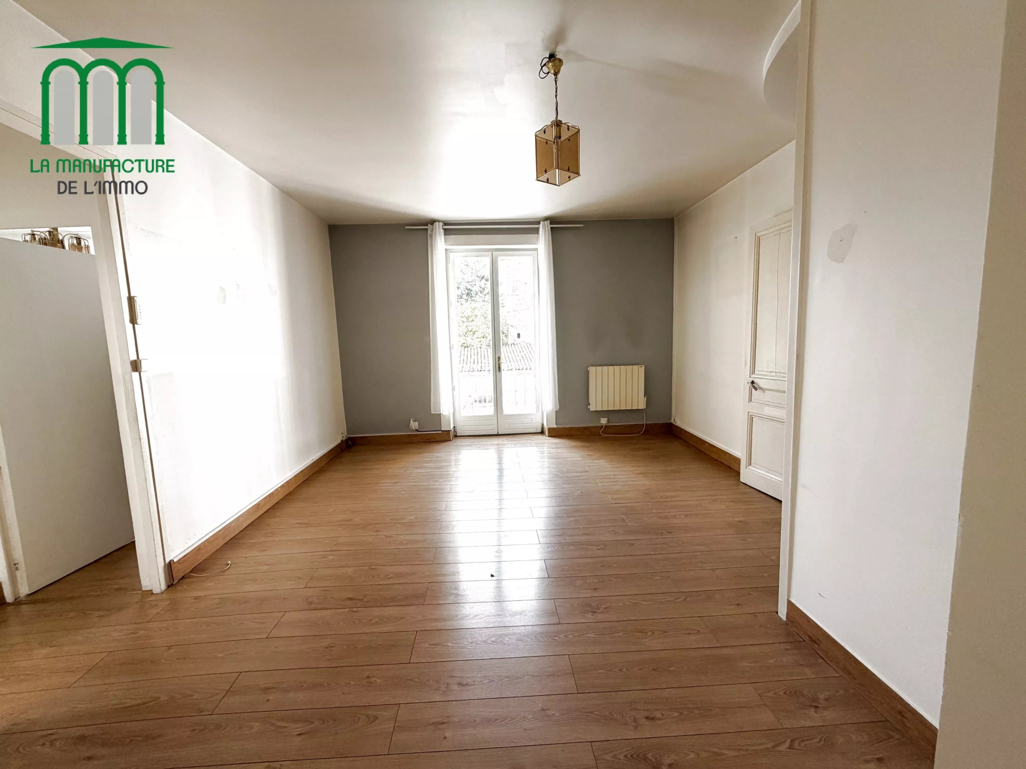 Appartement F3 – 72,58M2 – 2 Caves – Garage – Saint-Etienne/ Bergson – La Terrasse