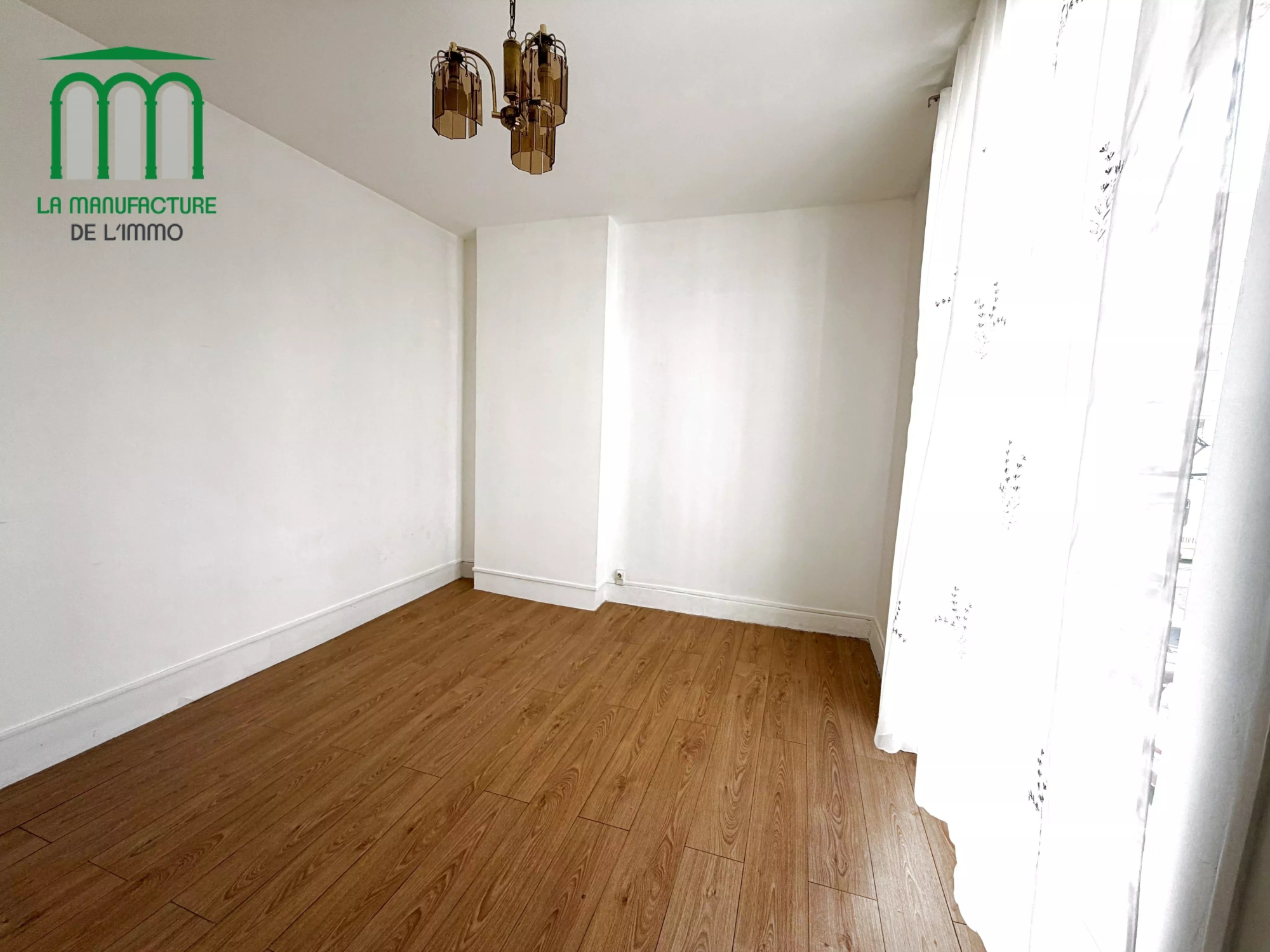 Appartement F3 – 72,58M2 – 2 Caves – Garage – Saint-Etienne/ Bergson – La Terrasse