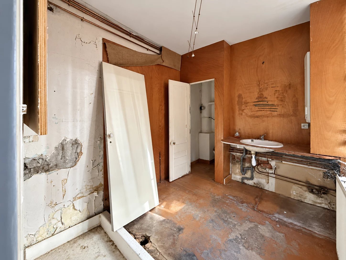 Secteur Hôtel de ville appartement T3 à rénover