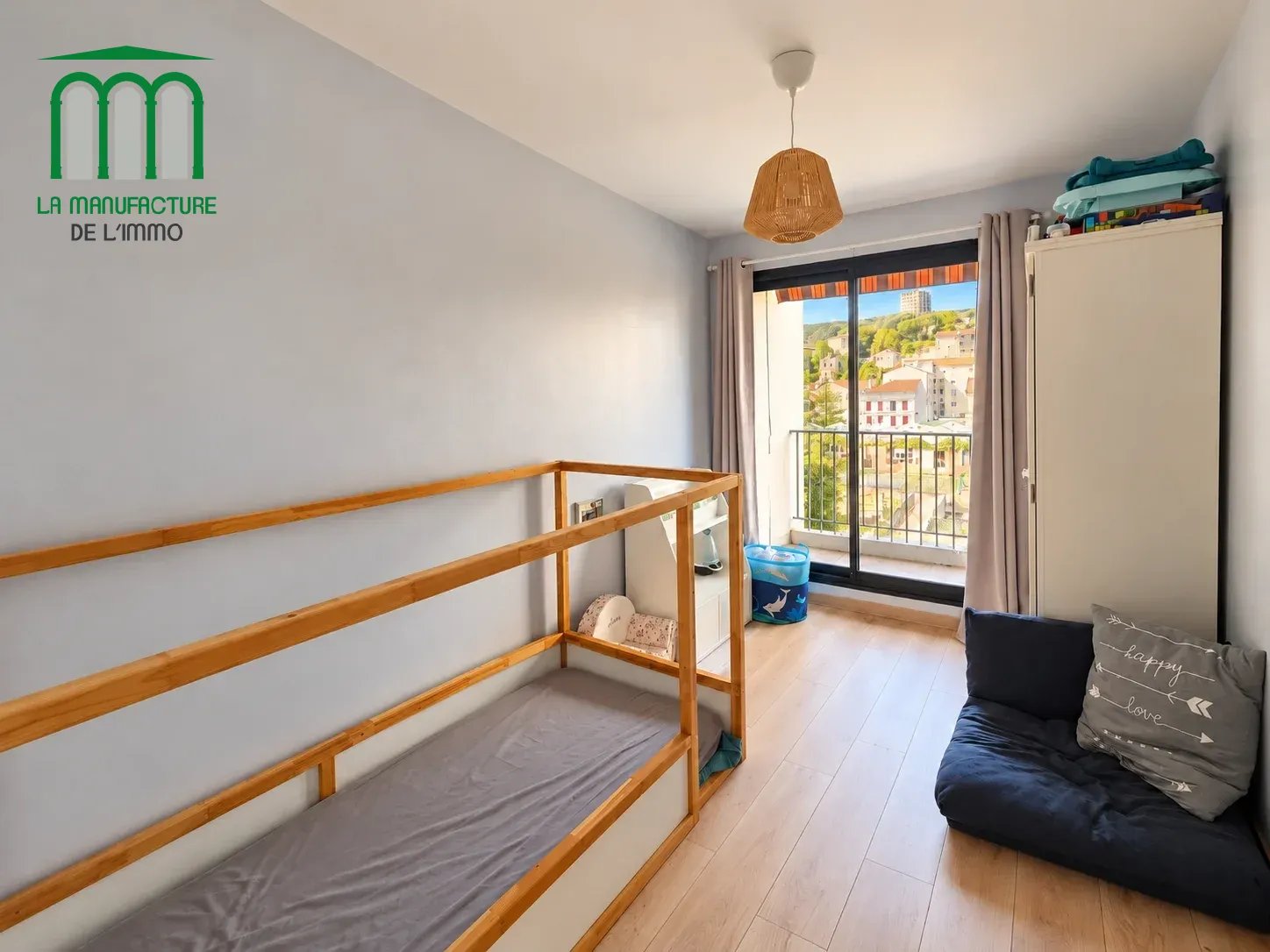 F4 87,89 m² carrez avec cave et deux garages – saint-etienne bergson – ideal famille ou investisseur