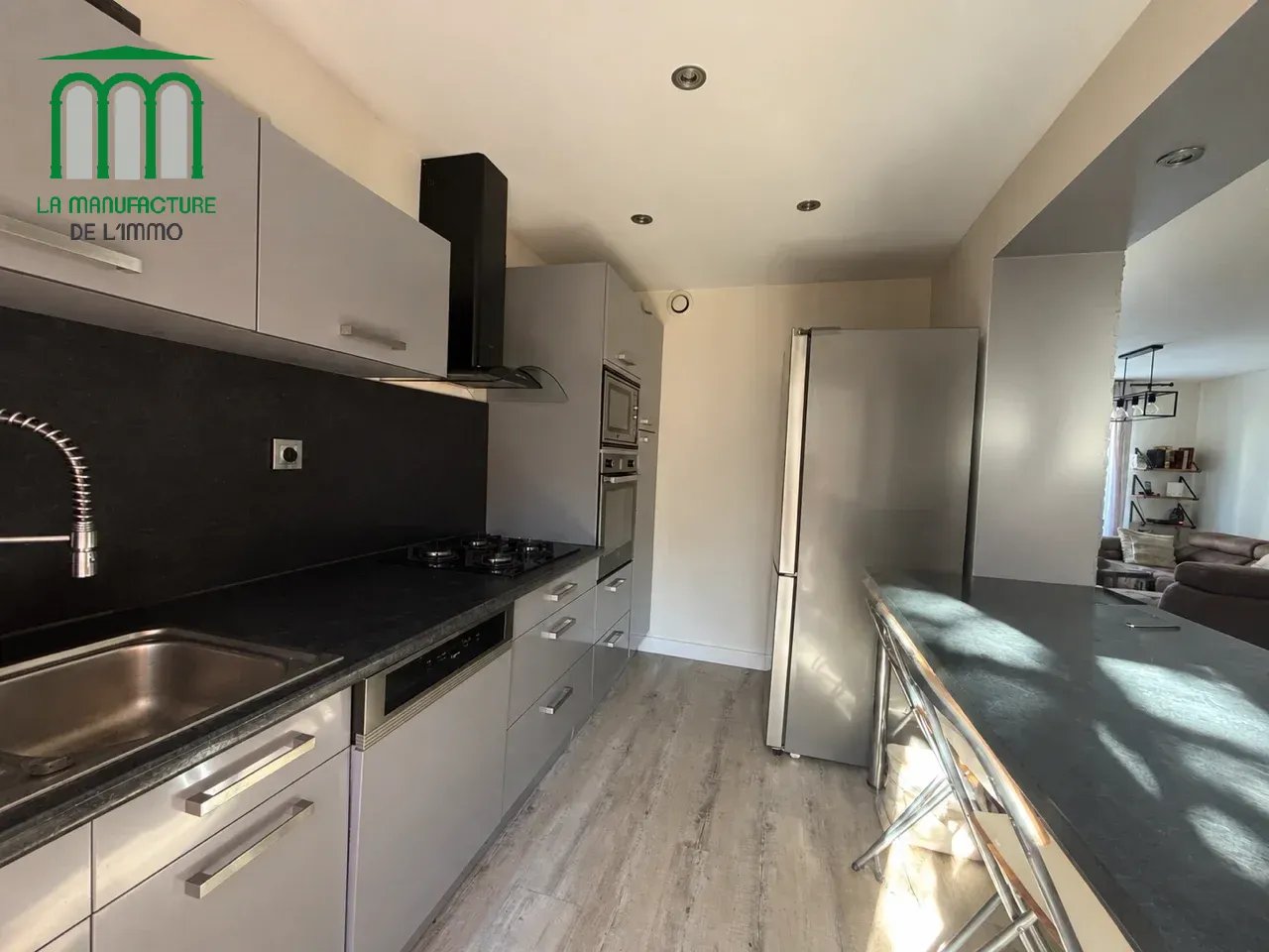 SAINT ETIENNE HAUTS DE JACQUARD – Maison T4 mitoyenne d’un côté de 81,28m² avec jardin + garage