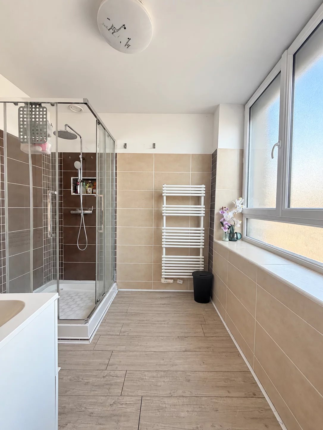Maison de ville de type F5 de 107.39 m² habitable avec tropezienne , bourg de Saint-Just-Malmont