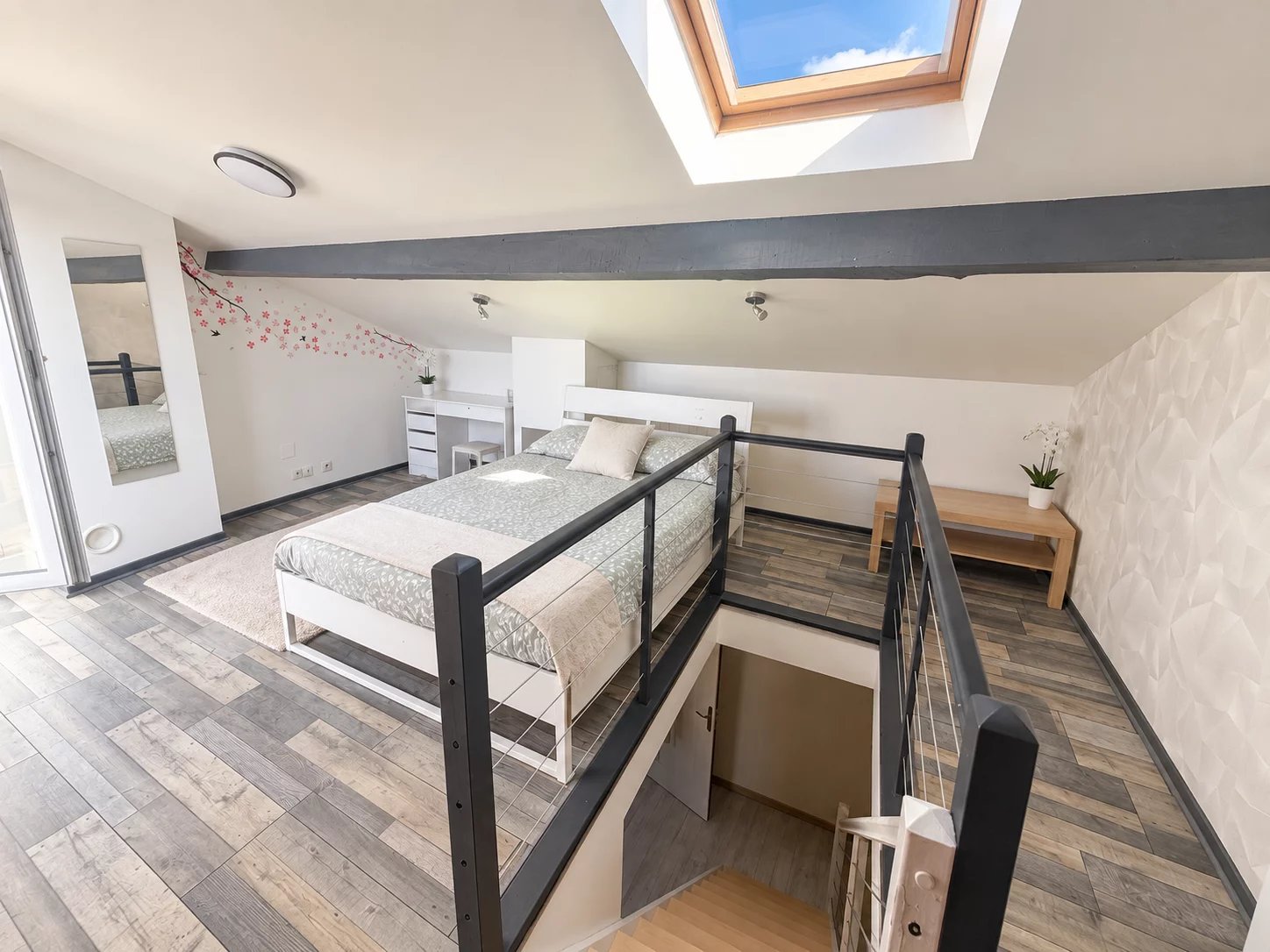 Maison de ville de type F5 de 107.39 m² habitable avec tropezienne , bourg de Saint-Just-Malmont