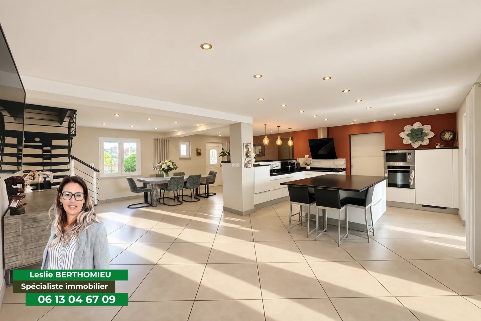 Maison individuelle 175m2 à Beauzac sur parcelle de 1628m2 avec piscine