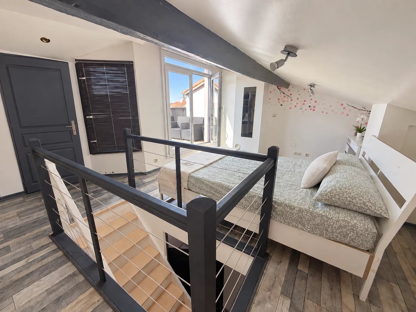 Maison de ville de type F5 de 107.39 m² habitable avec tropezienne , bourg de Saint-Just-Malmont