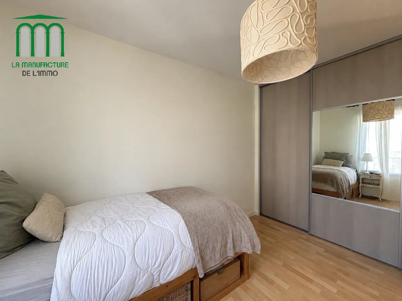 SAINT ETIENNE HAUTS DE JACQUARD – Maison T4 mitoyenne d’un côté de 81,28m² avec jardin + garage